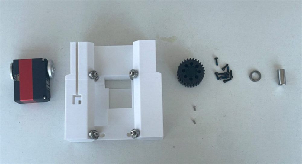 Lift gear hardware